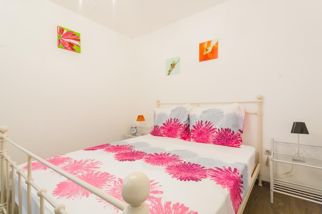 Apartment Mia Sveti Stefan Ngoại thất bức ảnh